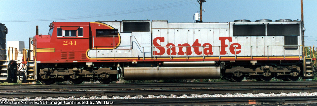 Santa Fe SD75M 241